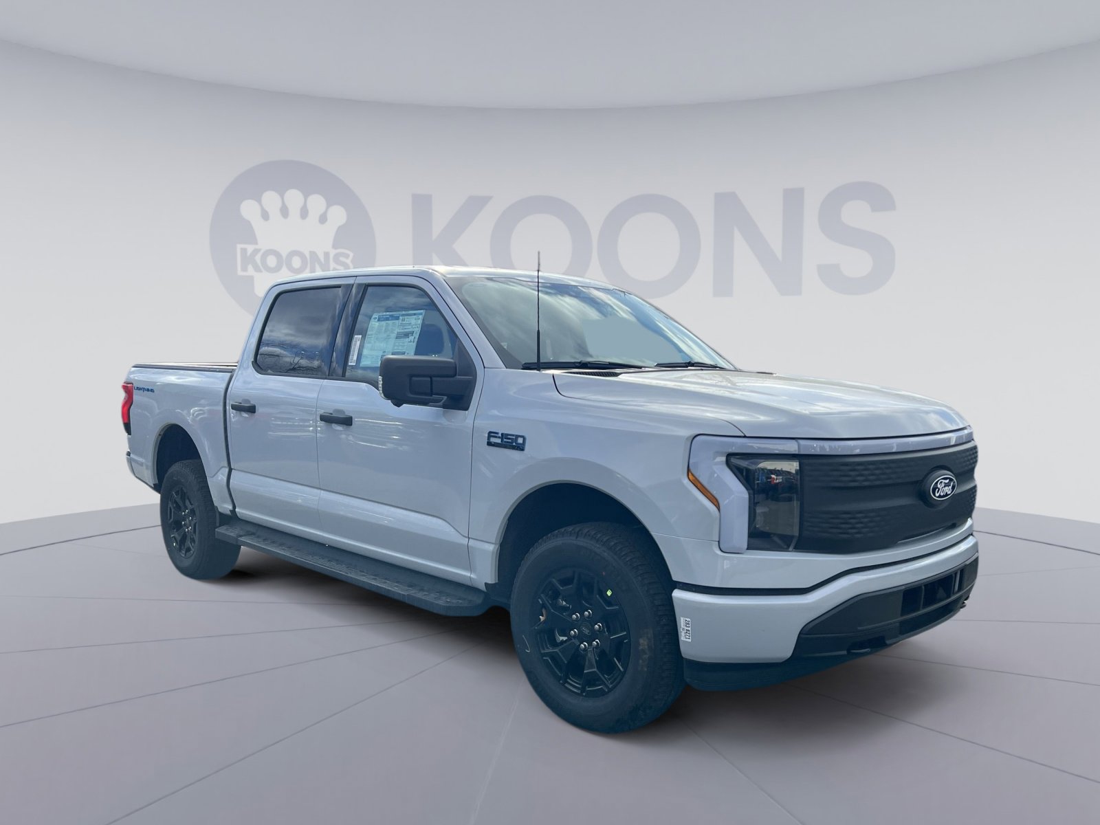 New 2025 Ford F150 Lightning XLT image 10