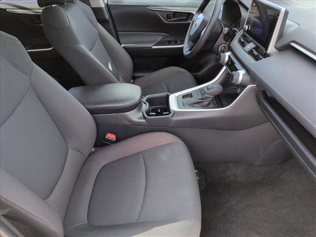 Used 2025 Toyota RAV4 LE image 21