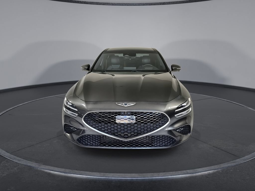 Used 2022 Genesis G70 2.0T RWD image 3