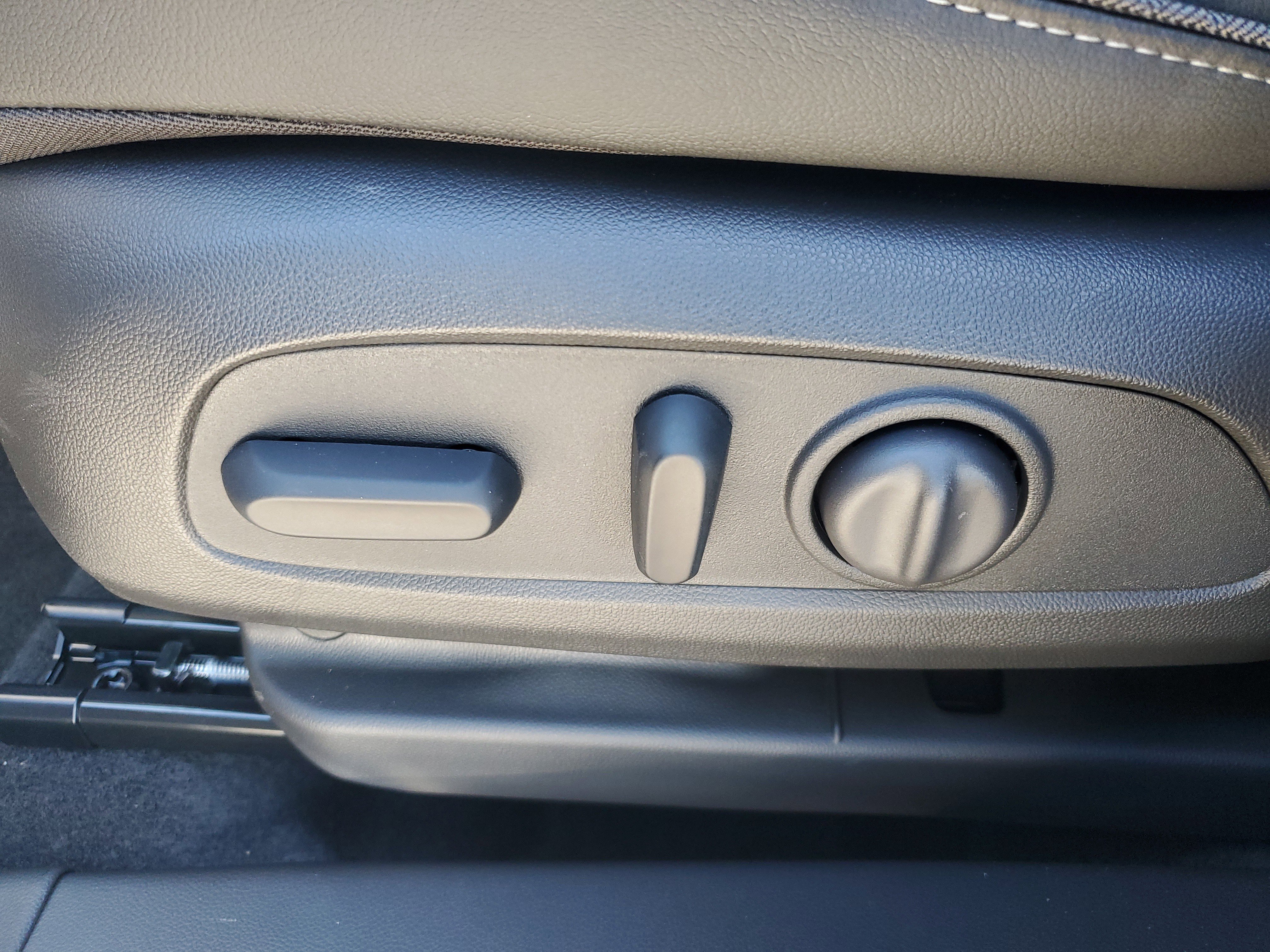 New 2025 Buick Encore GX Preferred w/ Comfort Package image 18