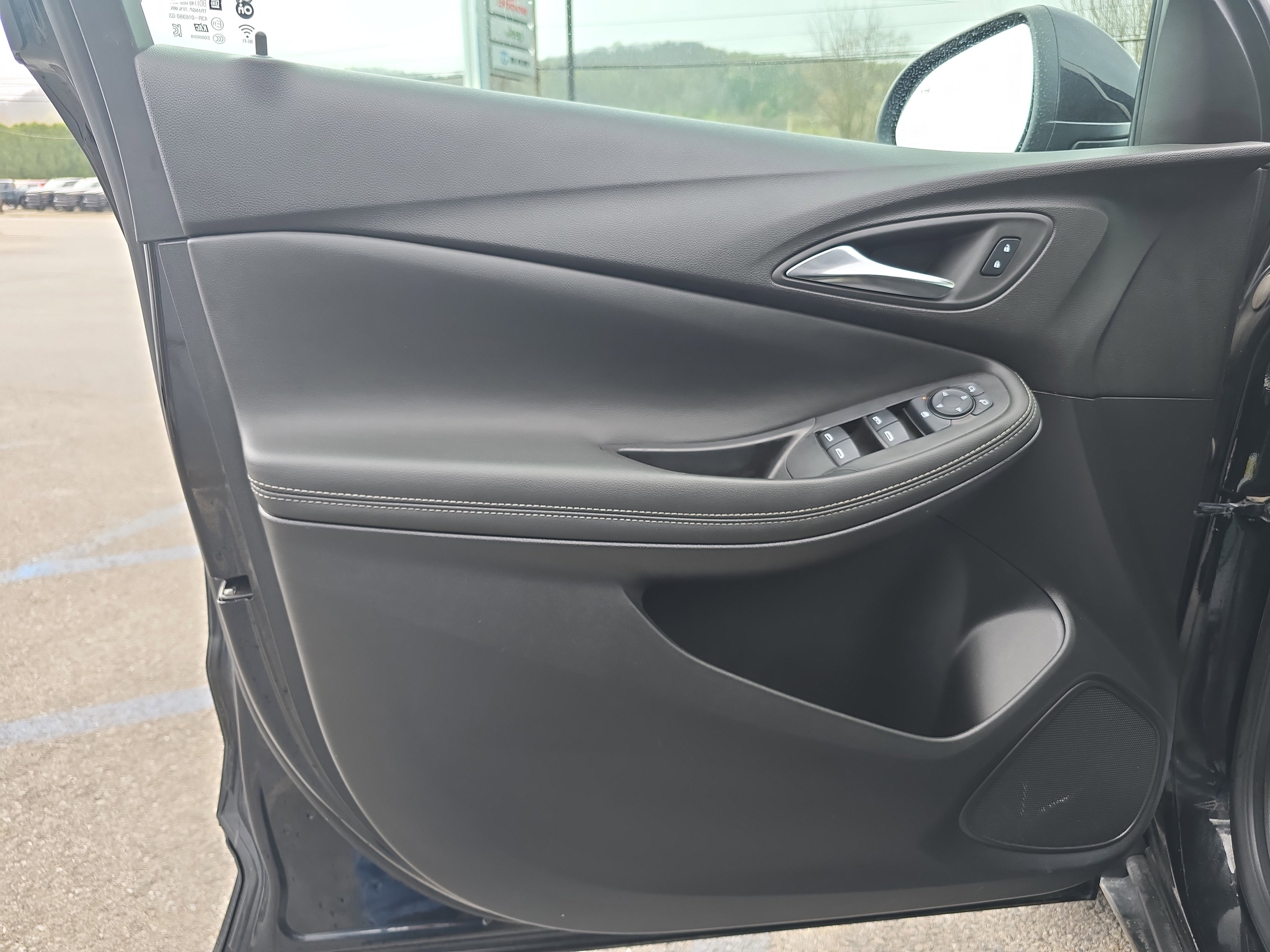 Used 2024 Buick Encore GX Preferred FWD image 16