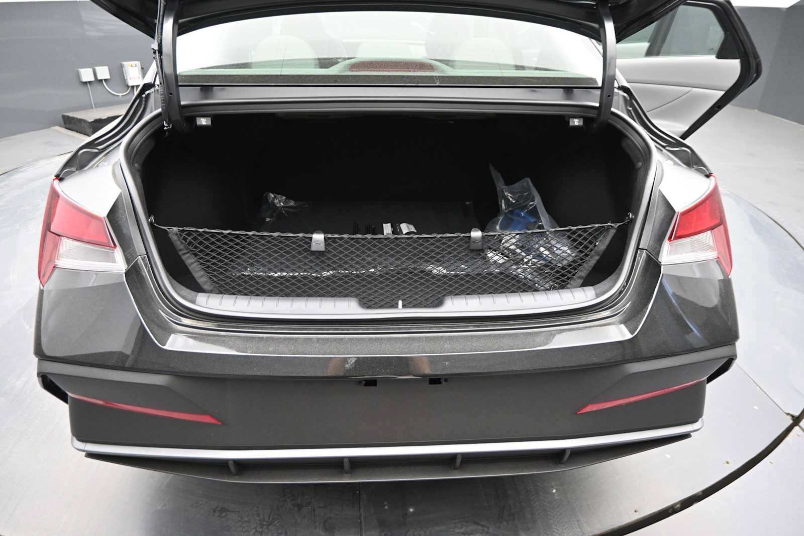 New 2026 Hyundai Elantra Sport FWD image 14