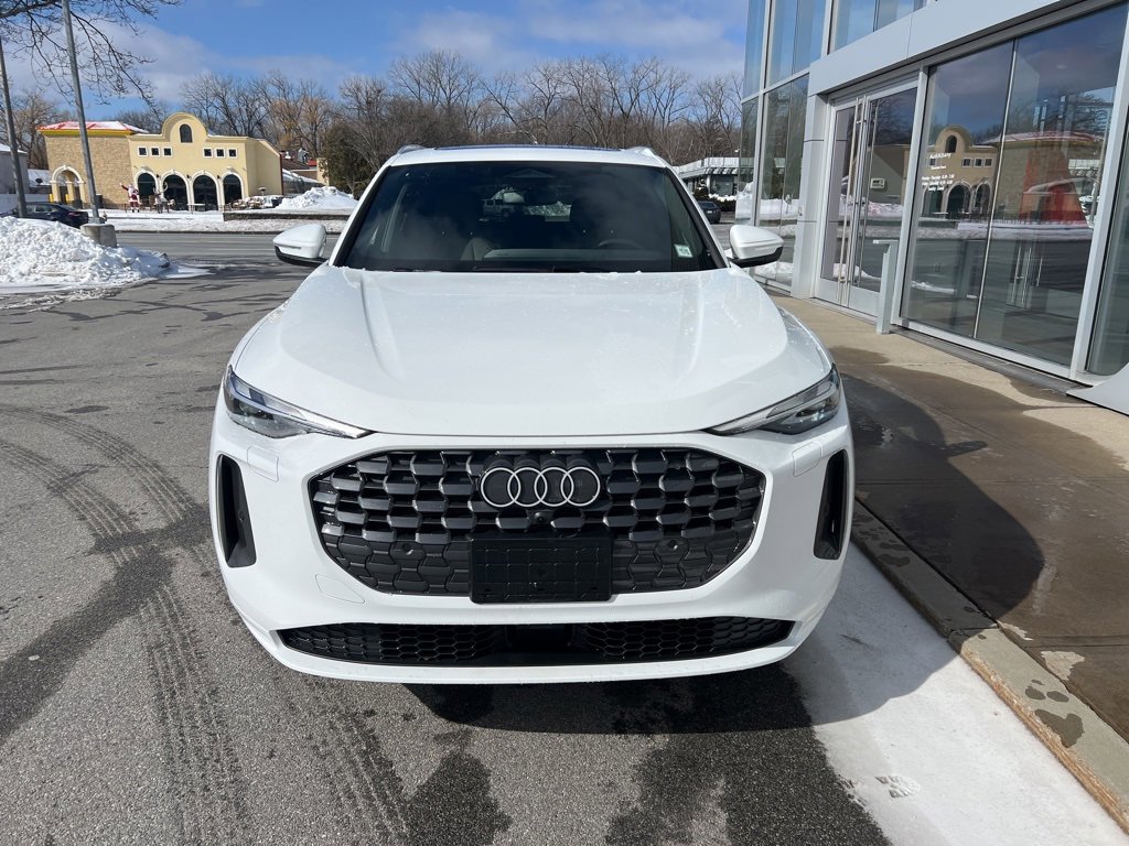 Certified 2025 Audi Q5 Premium w/ Convenience Package image 56