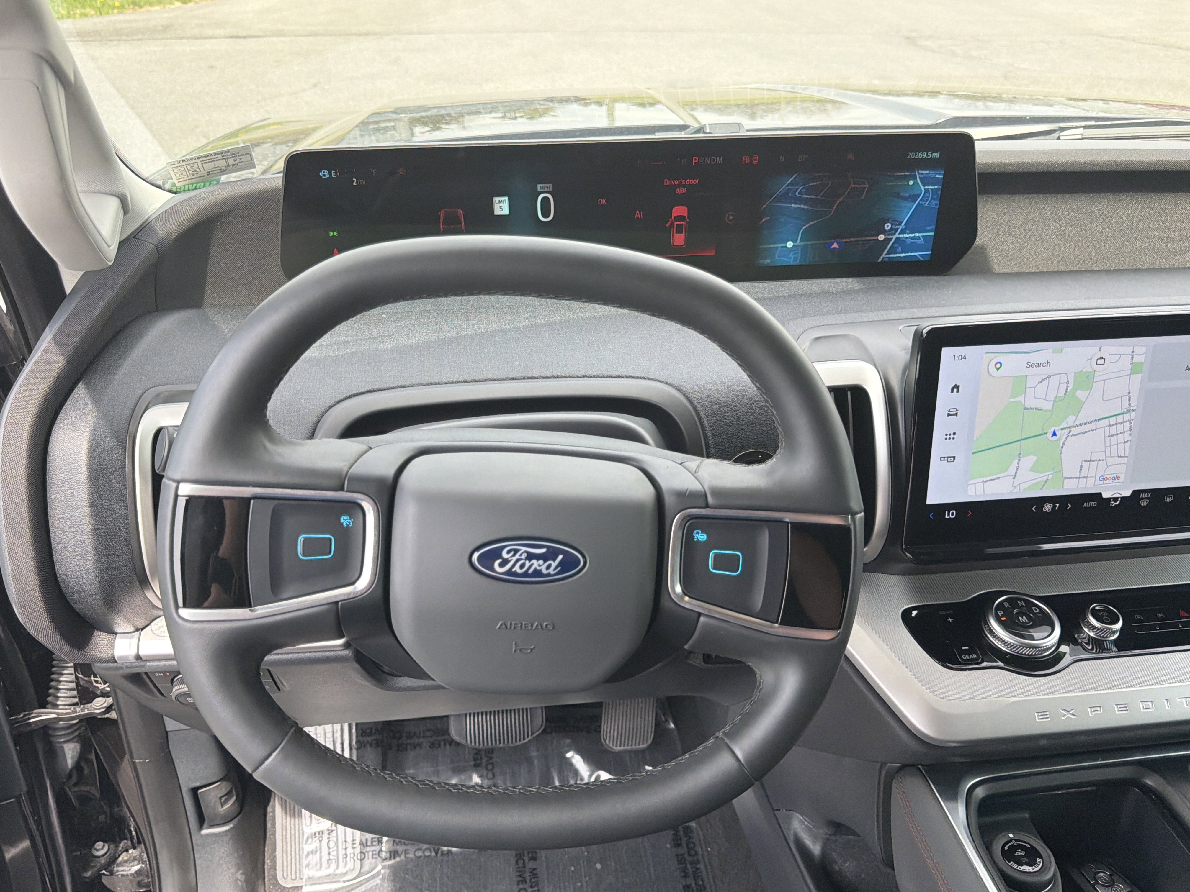 Used 2025 Ford Expedition Active AWD/4WD image 18