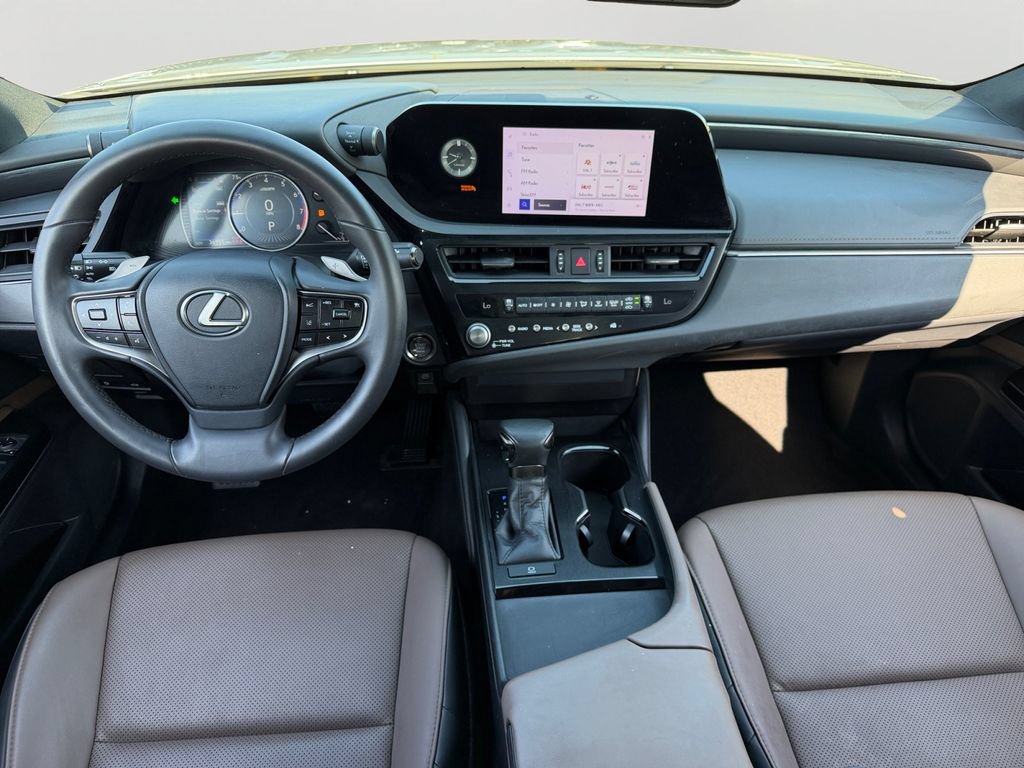 Certified 2023 Lexus ES 350 w/ Accessory Package (Z2) FWD image 12