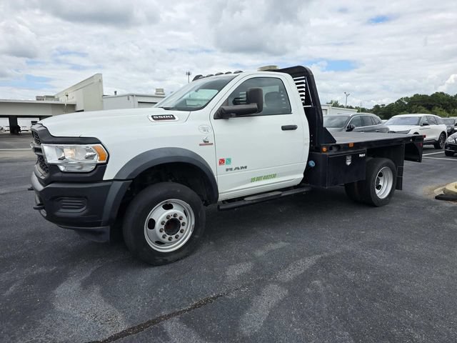 Used 2022 RAM 5500 Tradesman RWD image 2