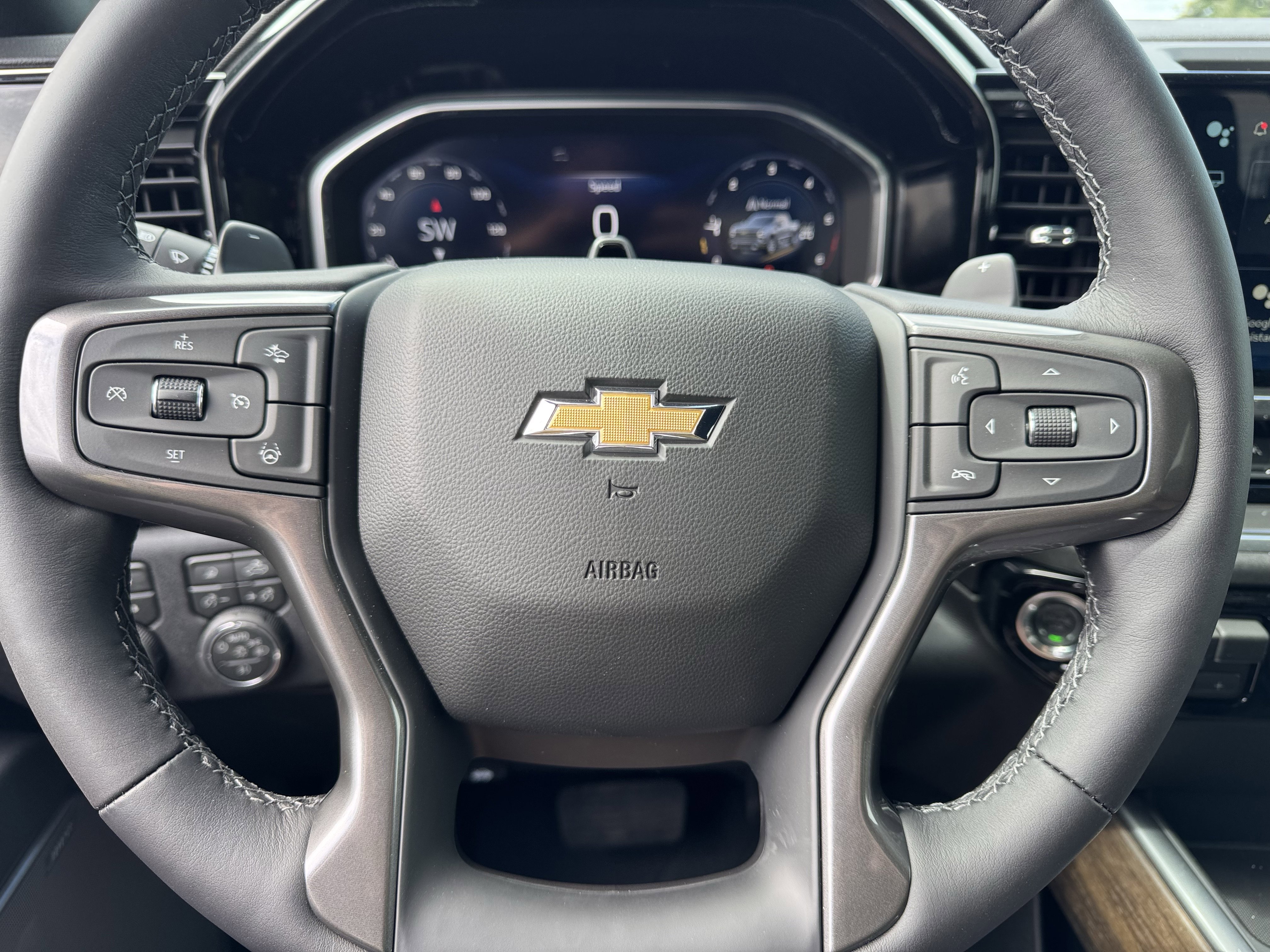 New 2026 Chevrolet Silverado 1500 High Country AWD/4WD image 29