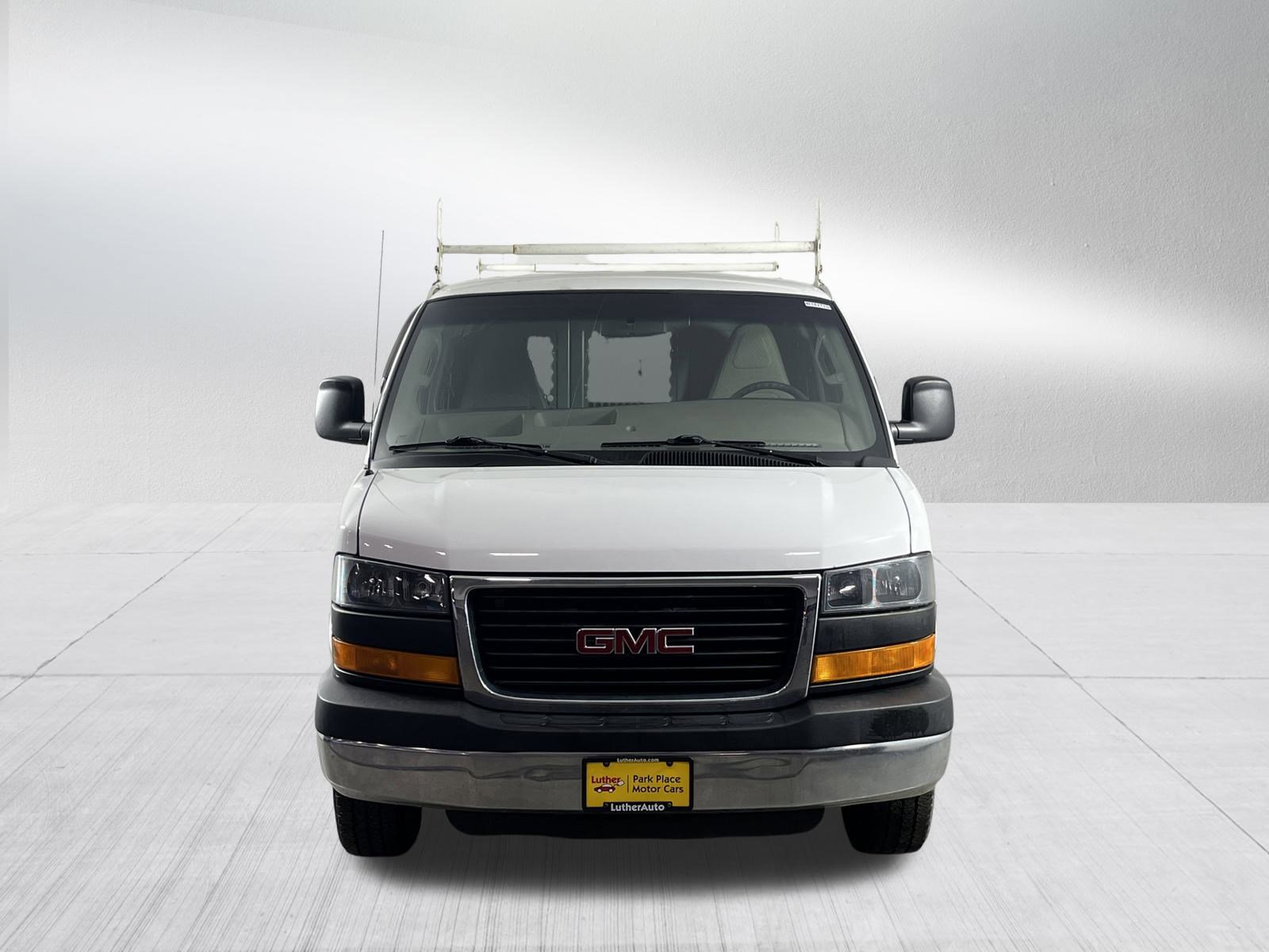 Used 2016 GMC Savana 2500 video 2