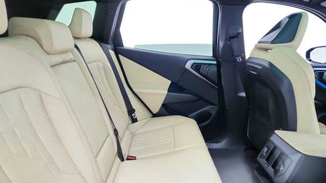 Used 2025 BMW X3 xDrive30i w/ Premium Package image 25