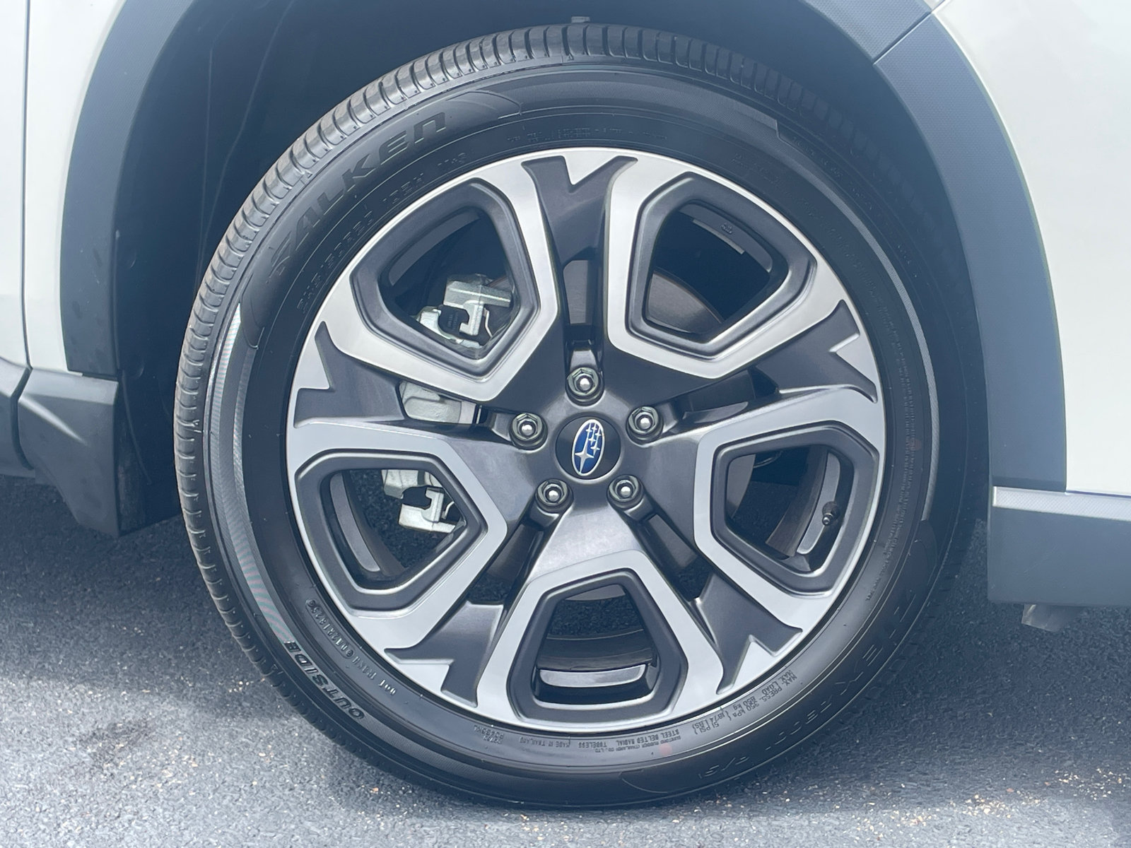 Certified 2025 Subaru Ascent Touring AWD/4WD image 8
