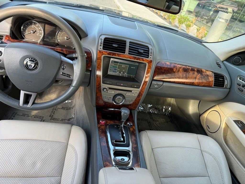 Used 2008 Jaguar XK Convertible image 7