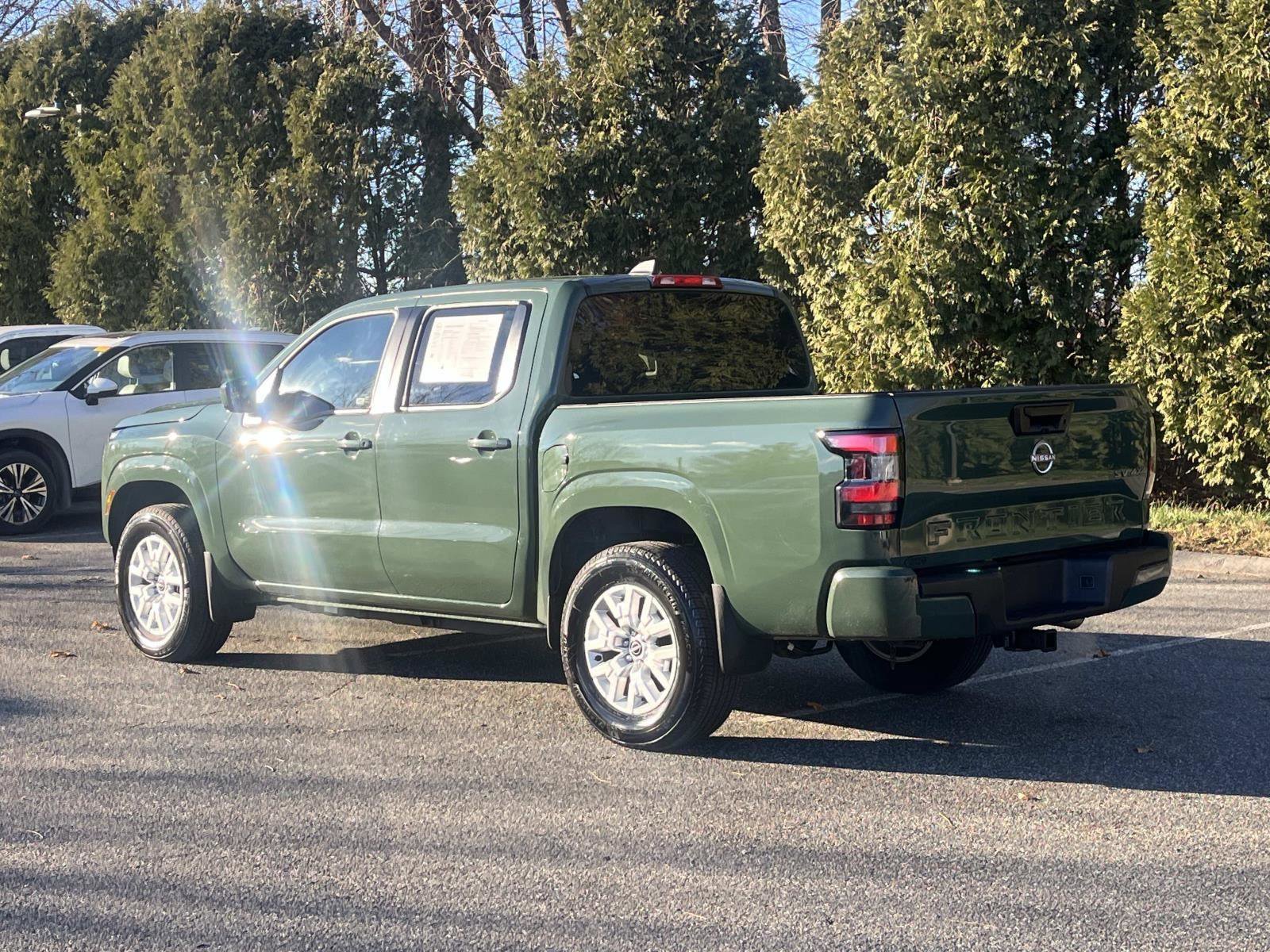 Used 2023 Nissan Frontier SV w/ Tow Package image 7