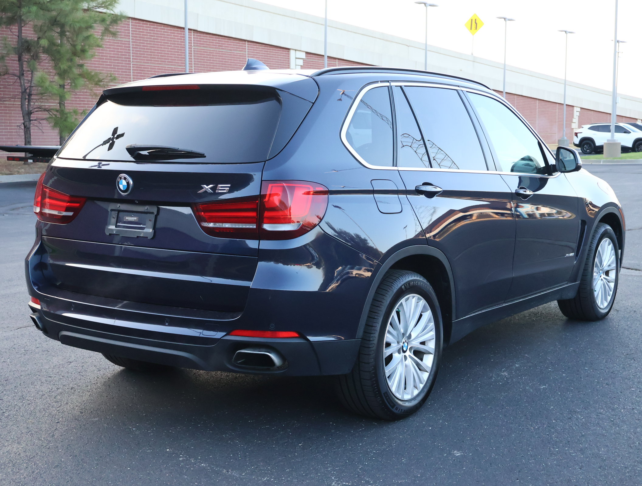 Used 2015 BMW X5 xDrive50i AWD/4WD image 34