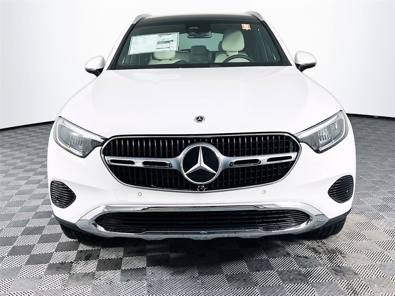 New 2026 Mercedes-Benz GLC 300 4MATIC image 9