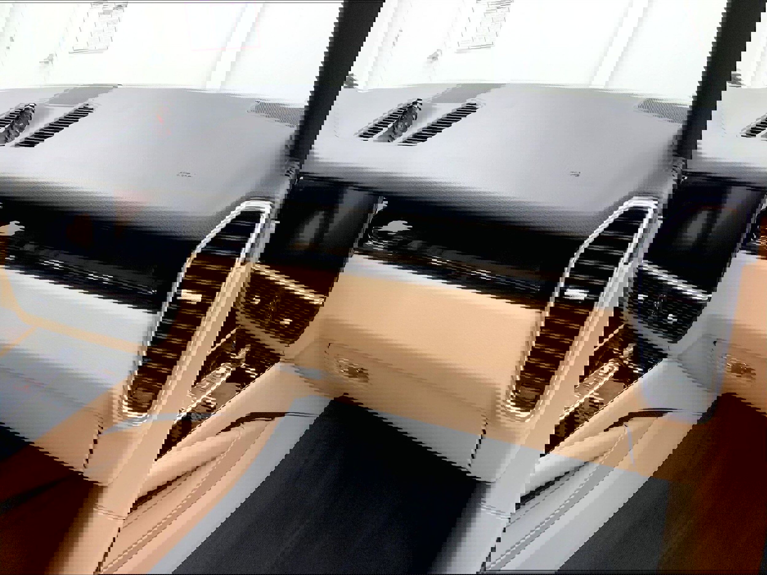 Used 2023 Porsche Cayenne Platinum Edition image 21