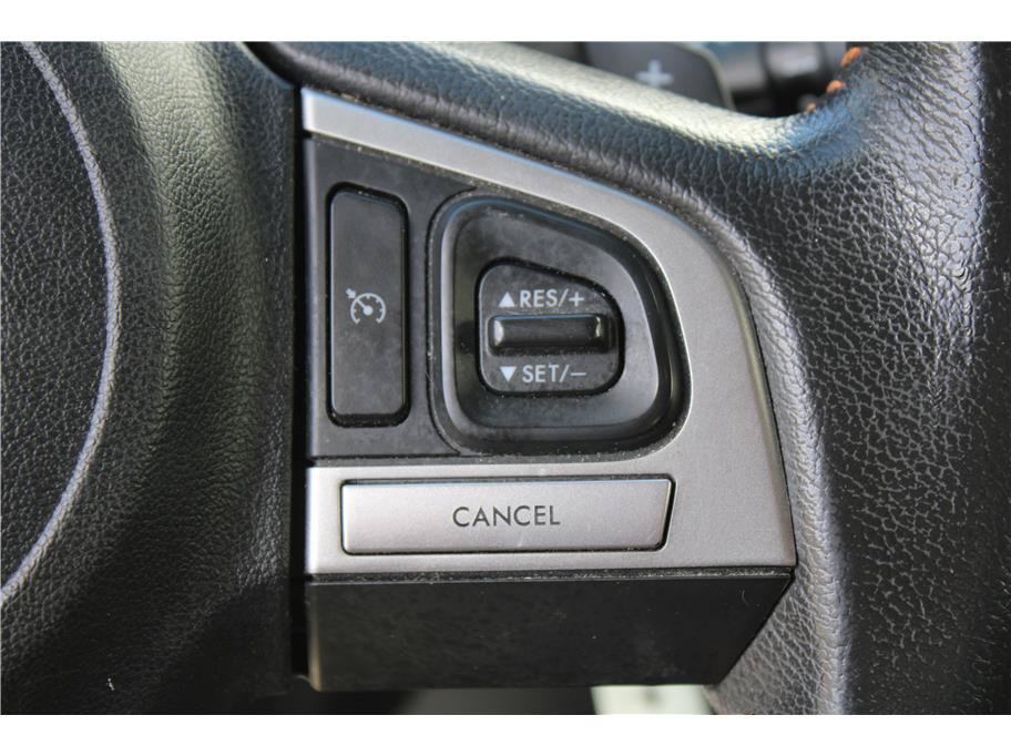 Used 2016 Subaru Crosstrek 2.0i Premium AWD/4WD image 18