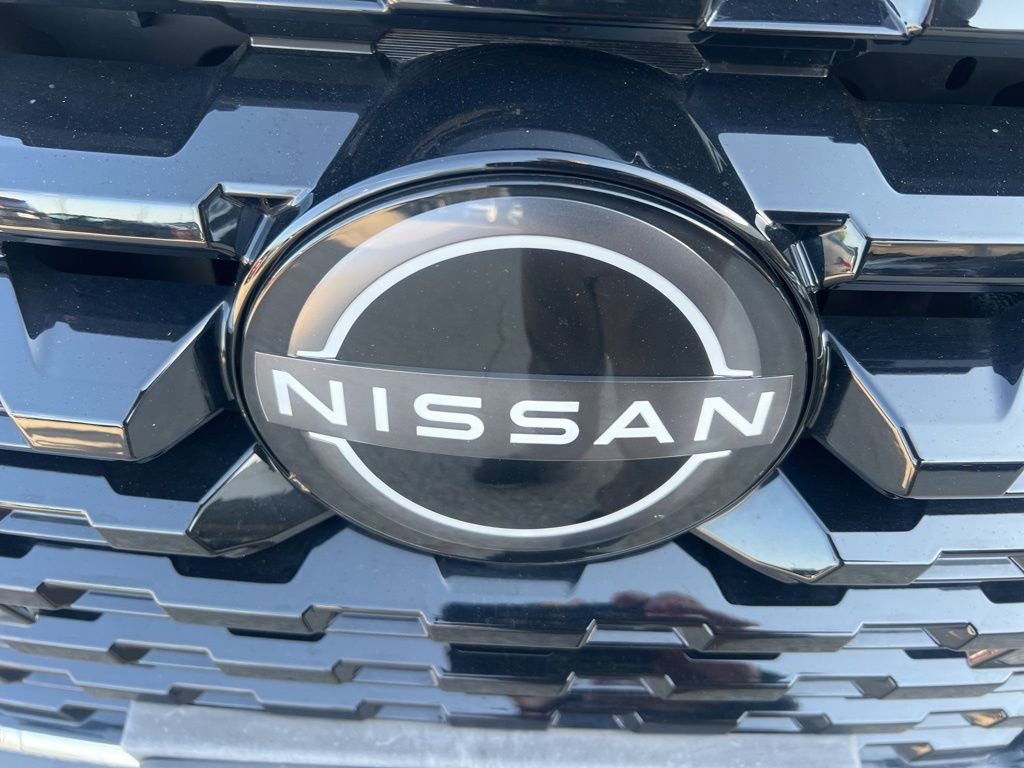 Certified 2023 Nissan Kicks SV FWD image 30