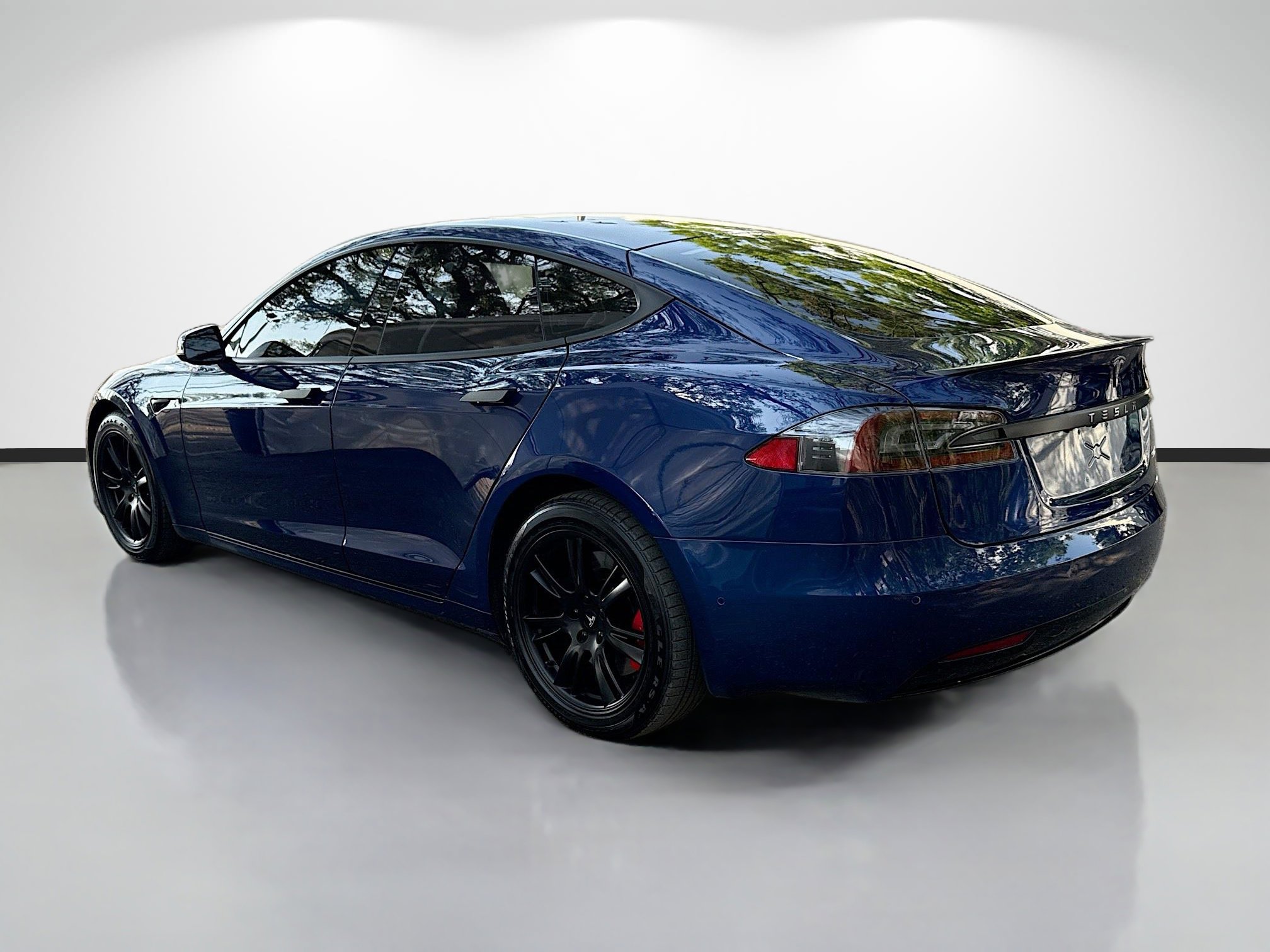 Used 2021 Tesla Model S Performance image 5