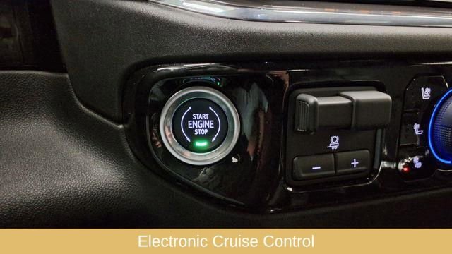 Used 2023 Chevrolet Silverado 1500 High Country w/ Technology Package image 35