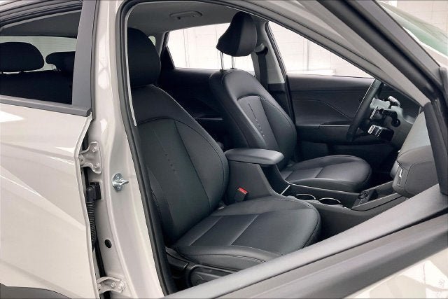 Certified 2026 Hyundai Kona SEL Premium AWD/4WD image 7