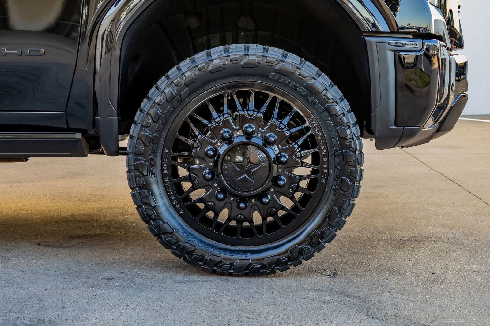 Used 2026 GMC Sierra 3500 Denali Ultimate AWD/4WD image 12
