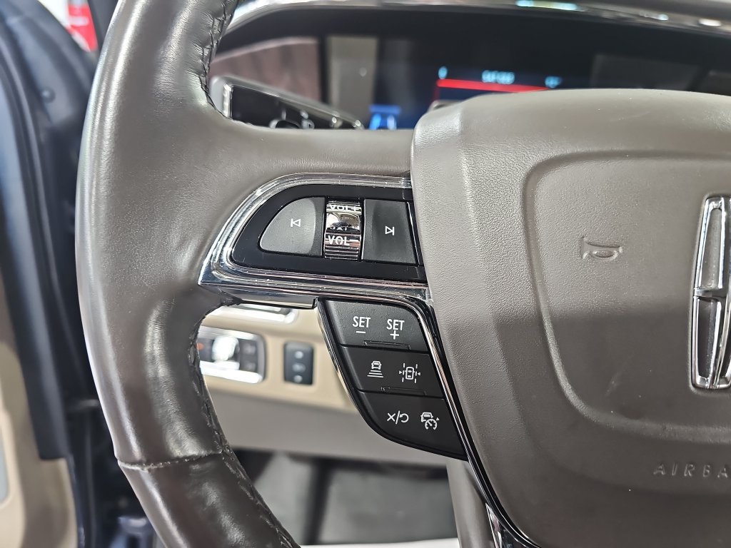 Used 2023 Lincoln Navigator L Reserve AWD/4WD image 23