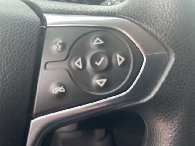 Used 2020 Chevrolet Traverse LS FWD image 16