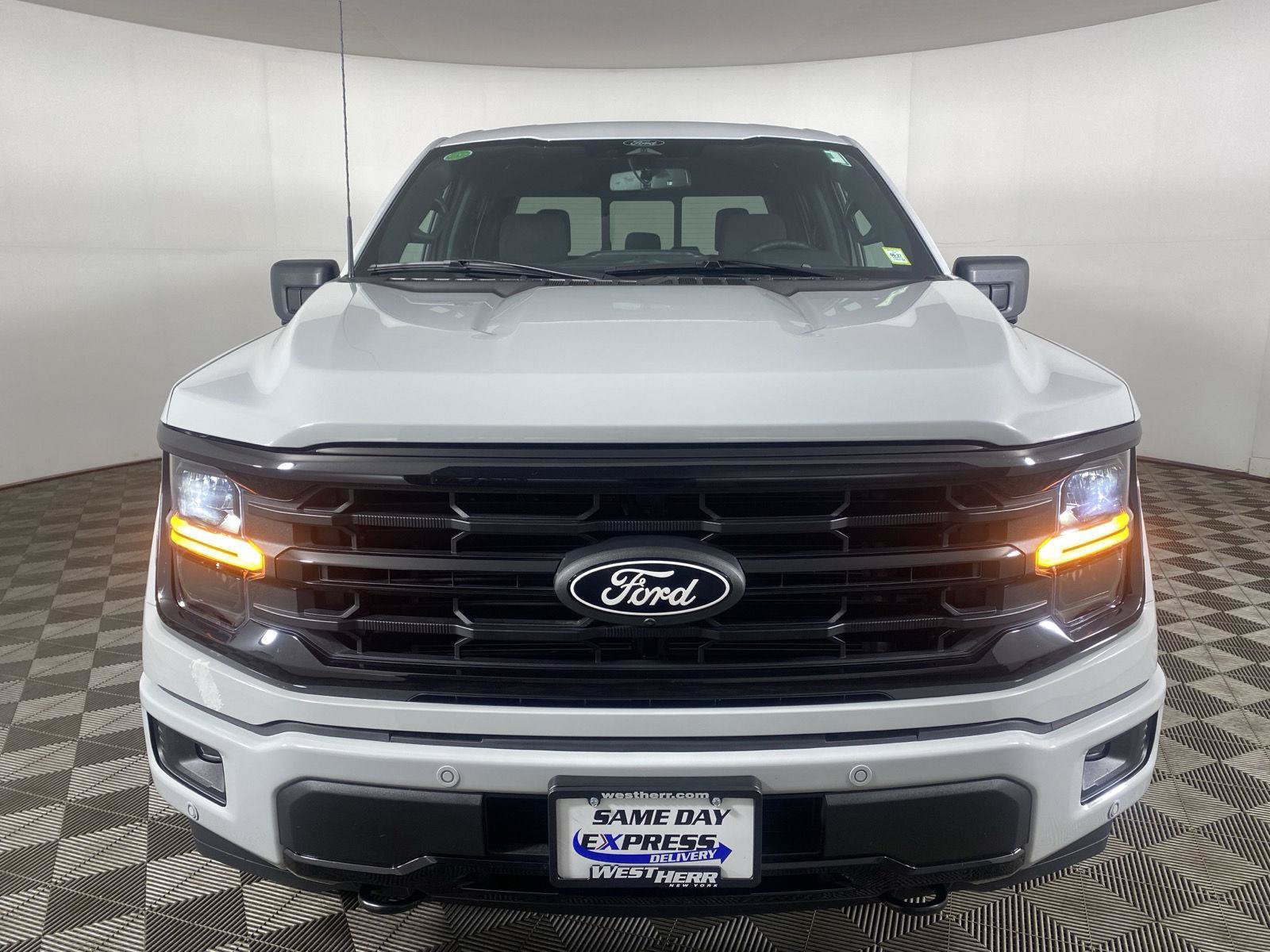 New 2026 Ford F150 XLT w/ Equipment Group 302A MID AWD/4WD image 2