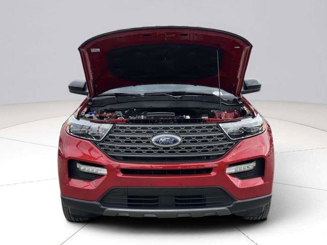 Used 2024 Ford Explorer XLT w/ Equipment Group 202A RWD image 71