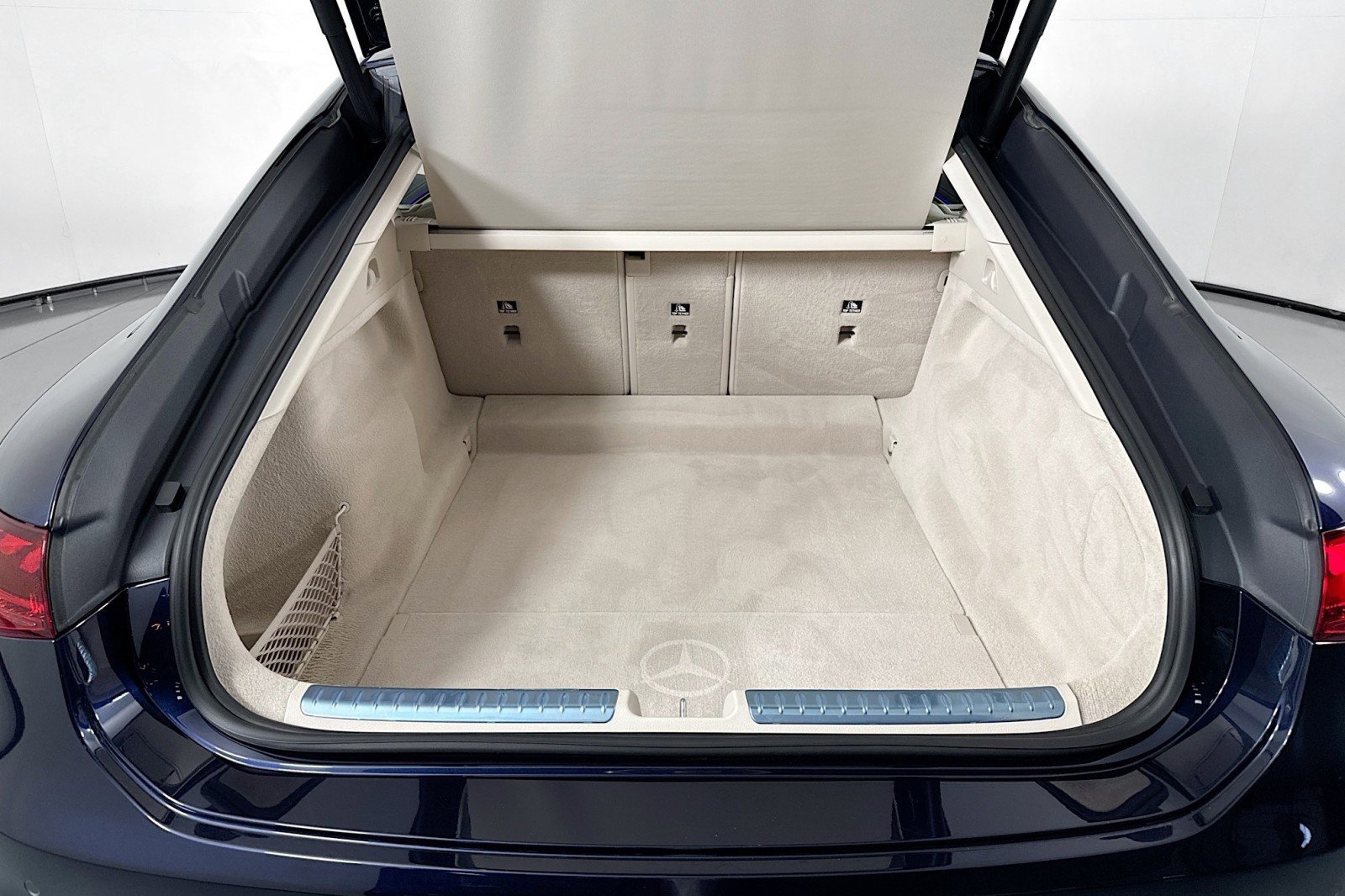 Certified 2023 Mercedes-Benz EQS 580 EQS 580 image 23