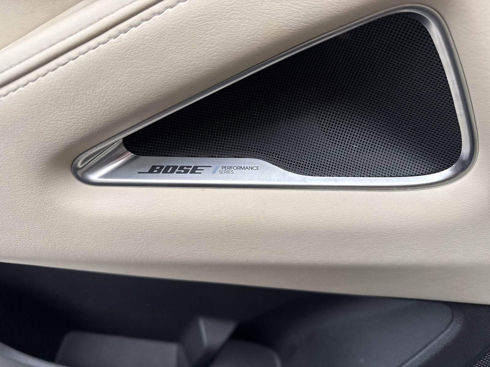 Used 2025 INFINITI QX60 Sensory image 19