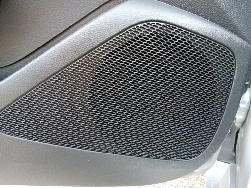 Used 2026 Toyota Corolla LE FWD image 13