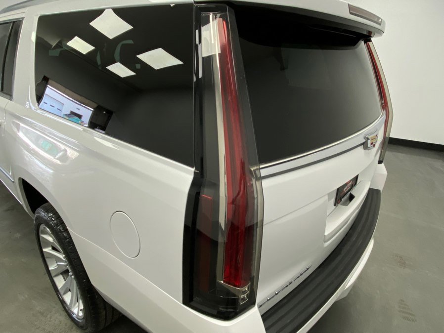 Used 2016 Cadillac Escalade ESV Premium image 13