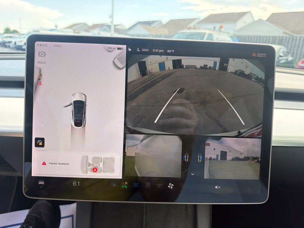 Used 2021 Tesla Model Y Long Range AWD/4WD image 28
