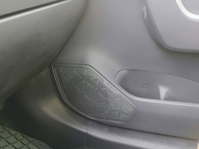 Used 2019 Toyota RAV4 LE w/ Carpet Mat Package image 28