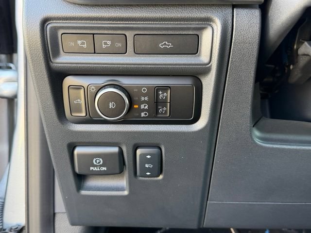 Used 2023 Ford F150 Lariat AWD/4WD image 13