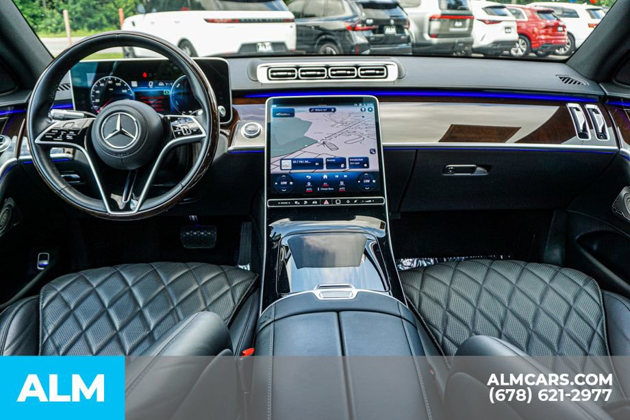 Used 2024 Mercedes-Benz S 580e 4MATIC Sedan image 25