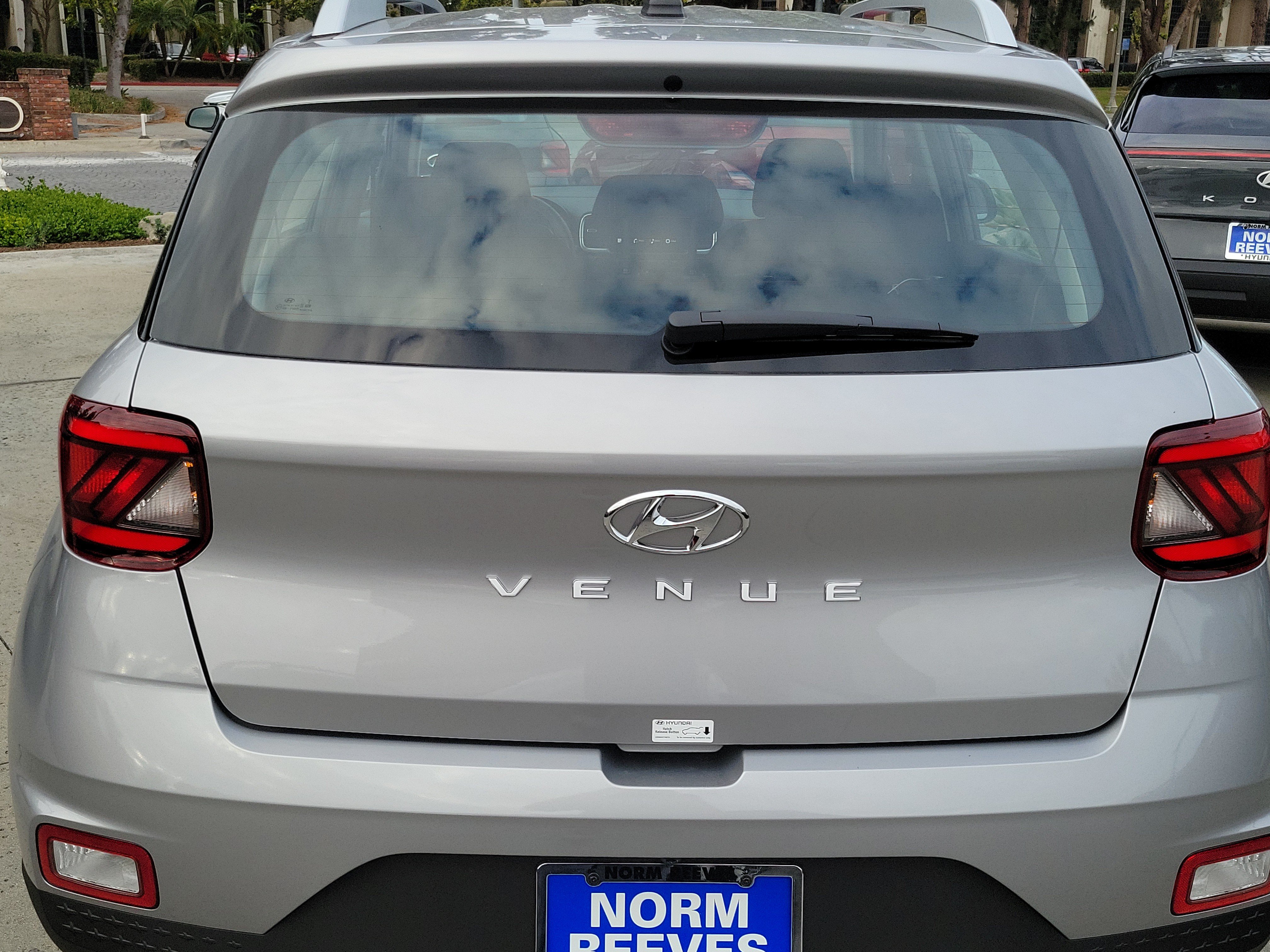 New 2026 Hyundai Venue SEL FWD image 4