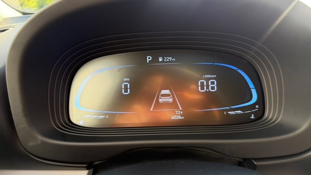 Certified 2026 Hyundai Venue SEL FWD image 26