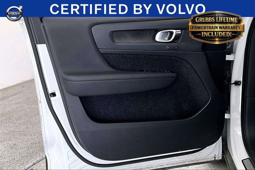 Used 2023 Volvo C40 P8 Recharge Plus AWD/4WD image 22