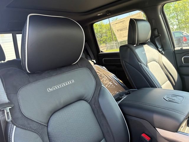 New 2026 RAM 1500 Laramie AWD/4WD image 30