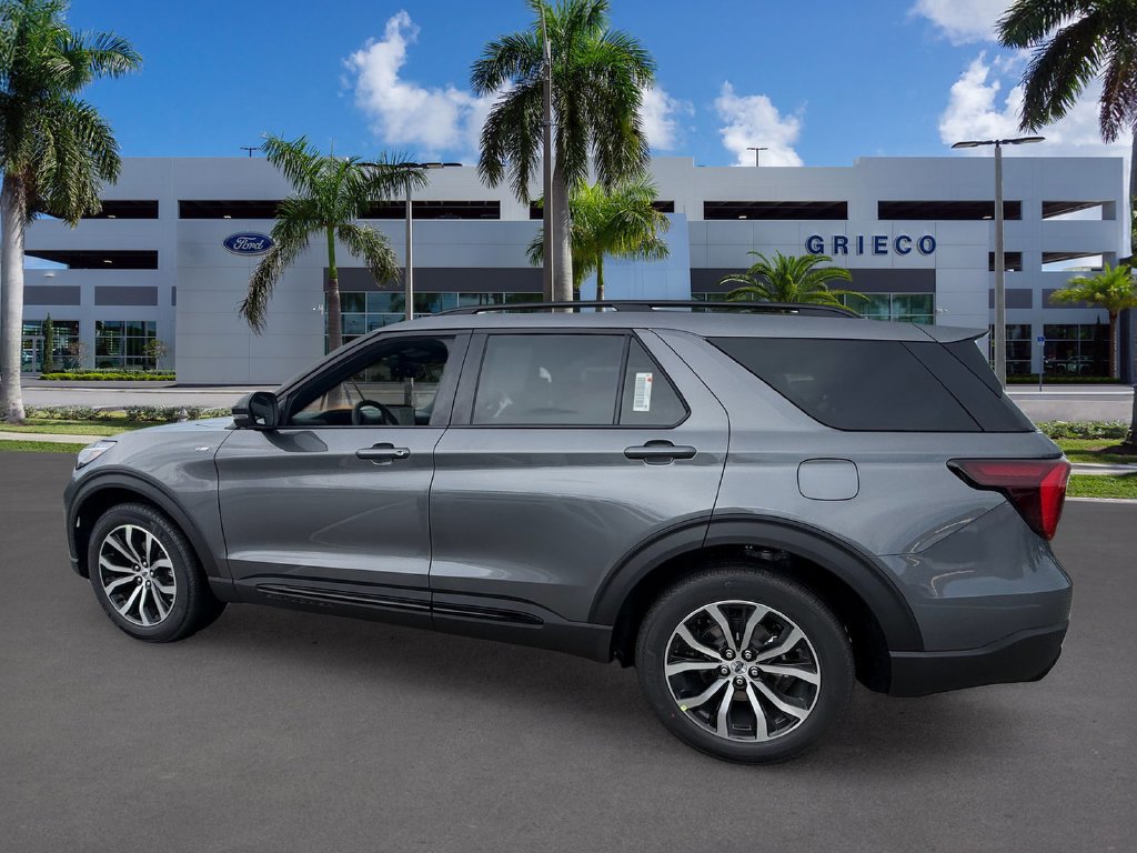 New 2027 Ford Explorer ST-Line RWD image 5