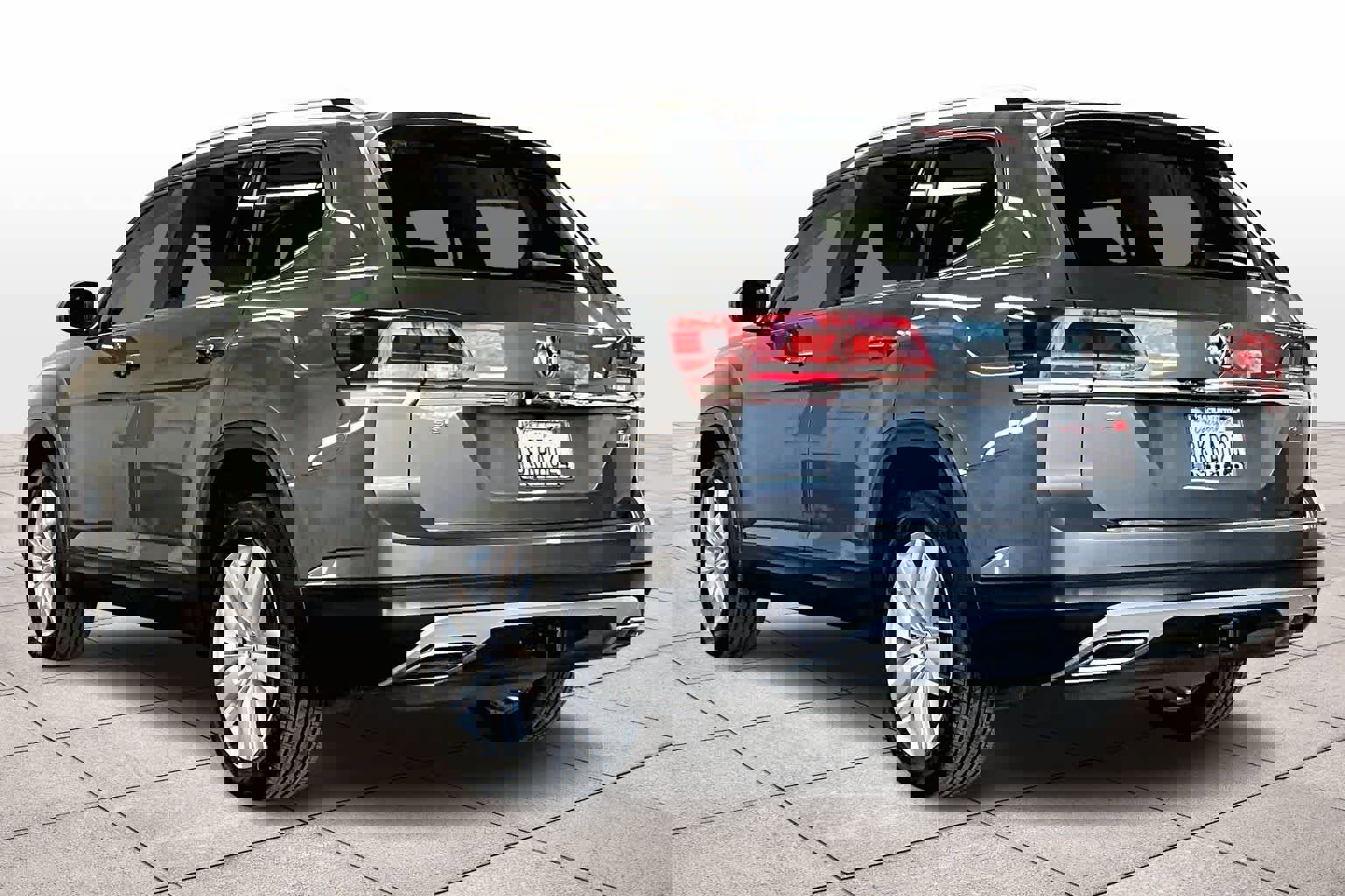 Used 2019 Volkswagen Atlas SE w/ Towing Package image 15