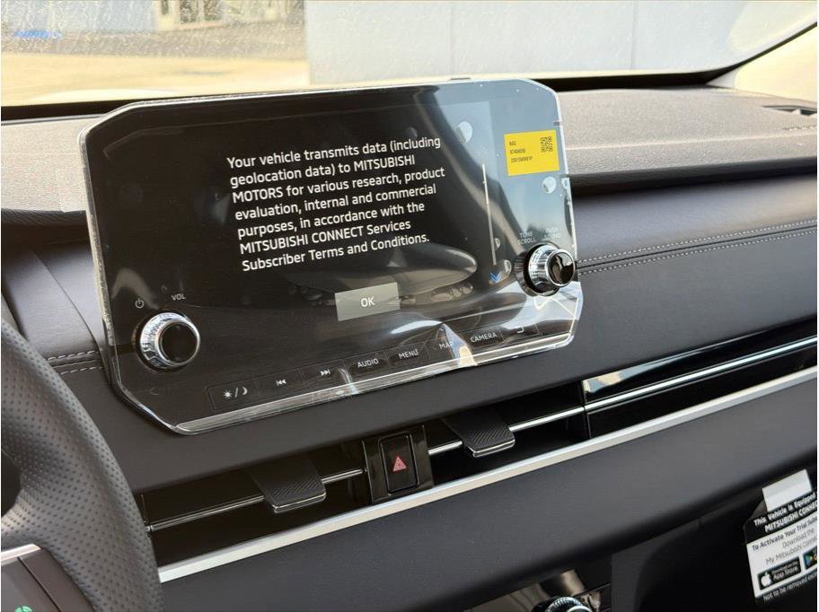 Used 2025 Mitsubishi Outlander Ralliart image 9