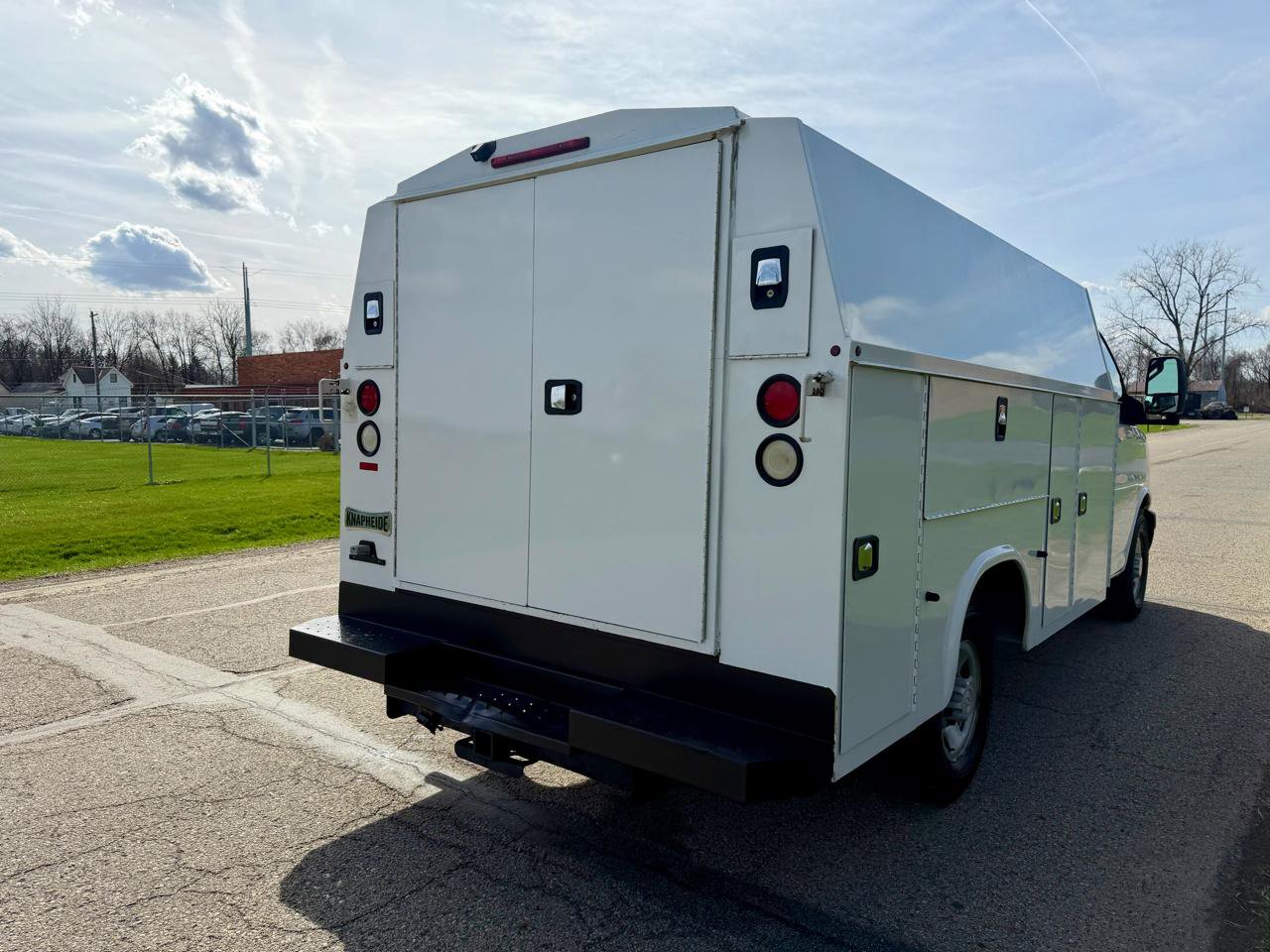 Used 2017 Chevrolet Express 3500 image 30