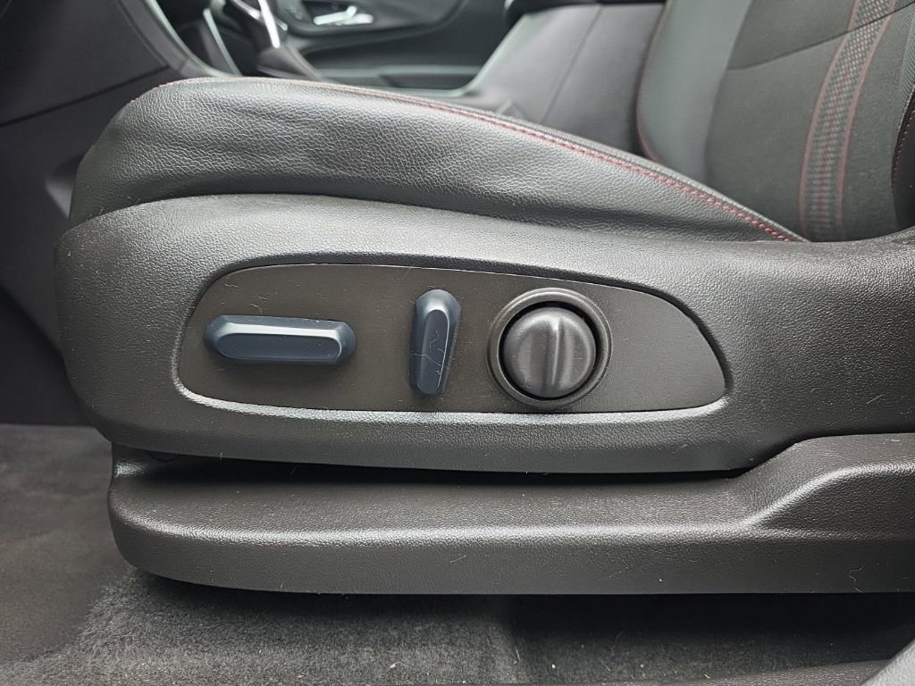 Certified 2023 Chevrolet Equinox RS image 24