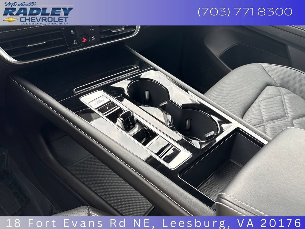 Used 2025 Volkswagen Atlas SE AWD/4WD image 20
