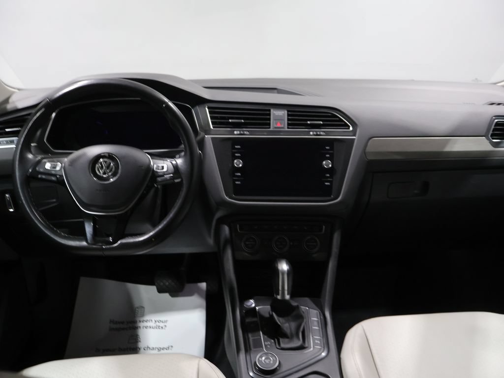 Used 2019 Volkswagen Tiguan SEL AWD/4WD image 17