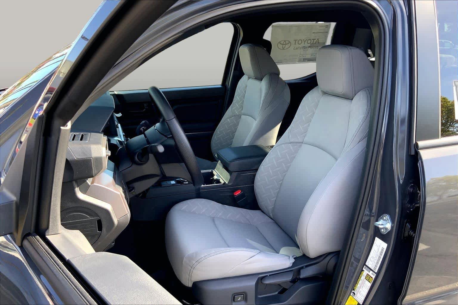 New 2026 Toyota Tacoma SR5 AWD/4WD image 9