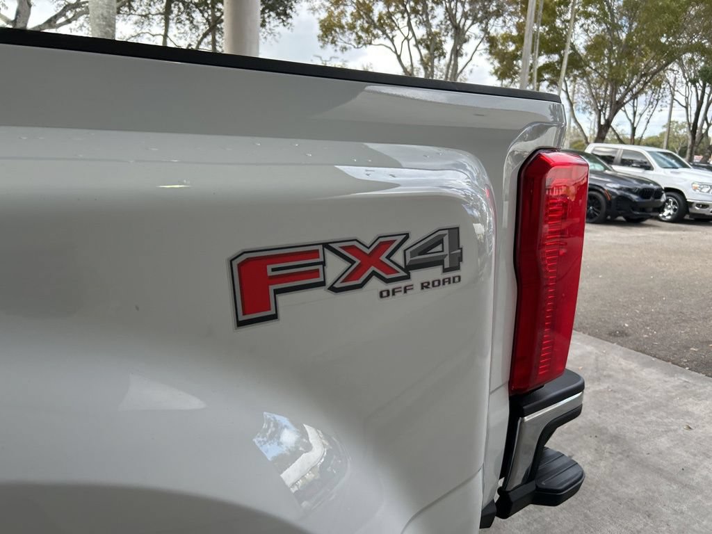 Used 2024 Ford F350 XL w/ FX4 Off-Road Package AWD/4WD image 19